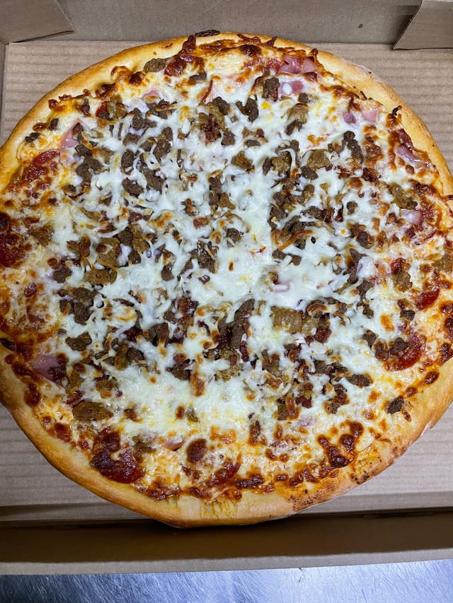 Momma we made it pizza.