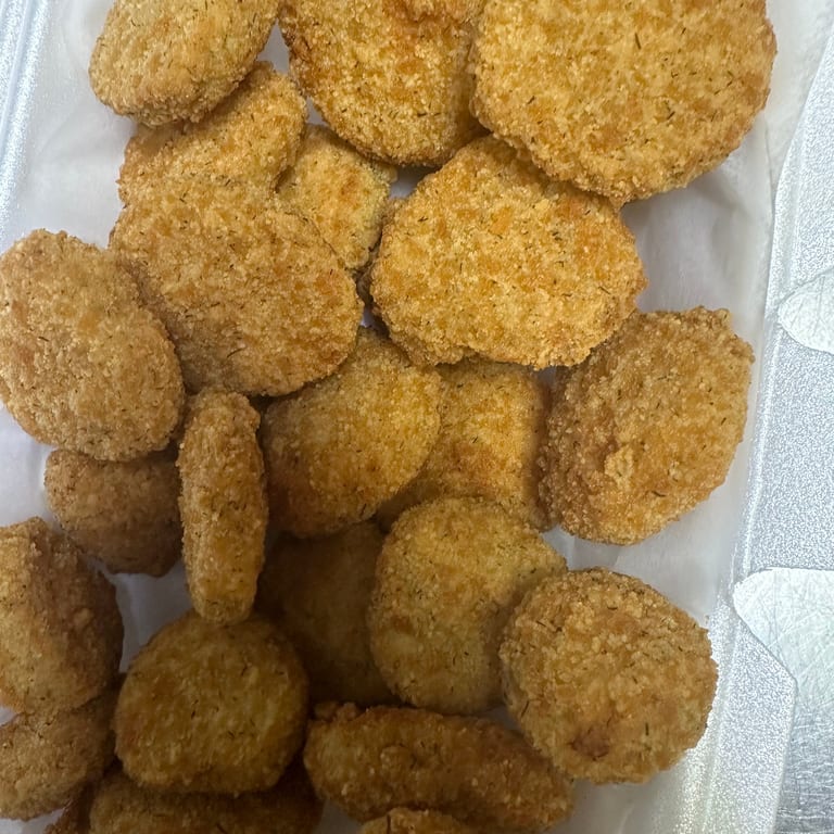Crunchy Pickle Chips: A Tasty Side Option